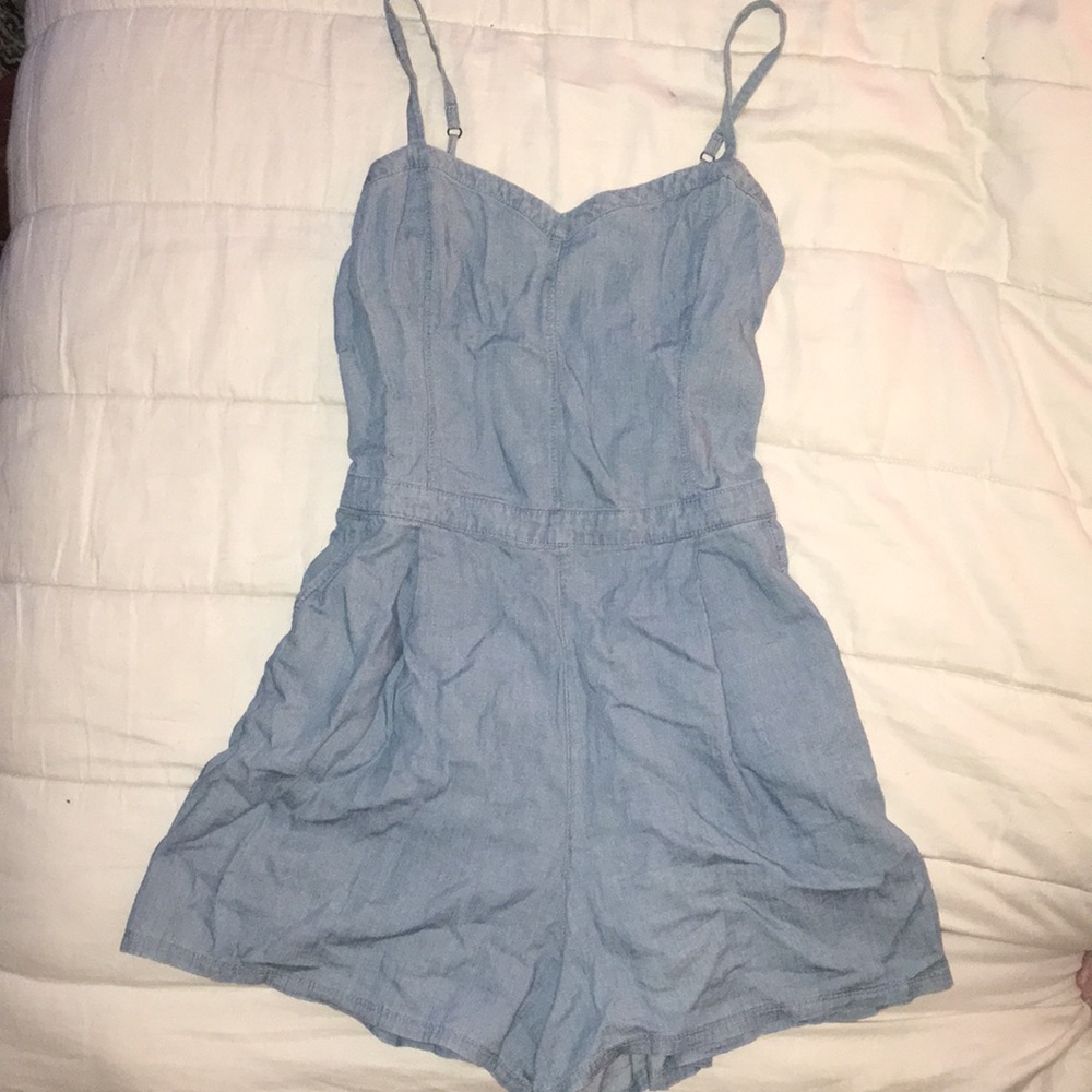 Hollister Jean romper